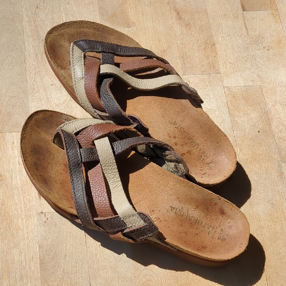 El Naturalista Flip Flops EUC Size 36